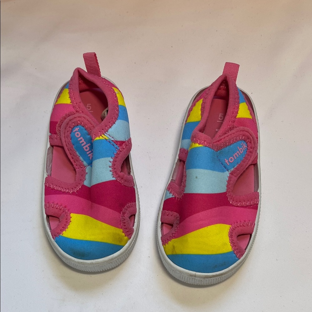 Kids Vibrant Water Shoes